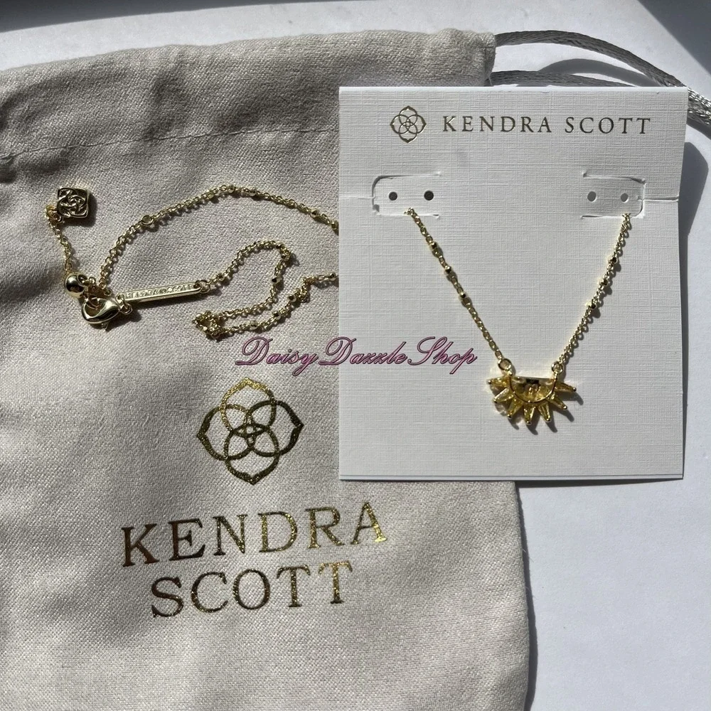 ☀️Kendra Scott Samantha Sun Gold plated Necklace Yellow Opalscent Resin☀️